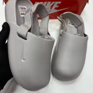 Nike crocks